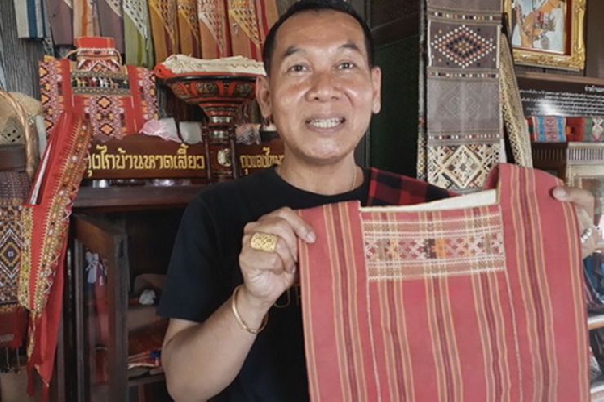 ปิดตัวนักสะสม"ย่าม"ตัวยงสะสมนับหมื่นใบ ปิดตัวนักสะสม"ย่าม"ตัวยงสะสมนับหมื่นใบ