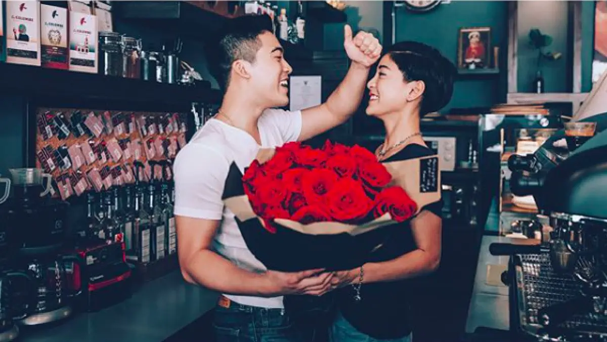 คนโสดตาย “สายป่าน” สุดหวานเซอร์ไพรส์ “วุฒิ” ต้อนรับวาเลนไทน์