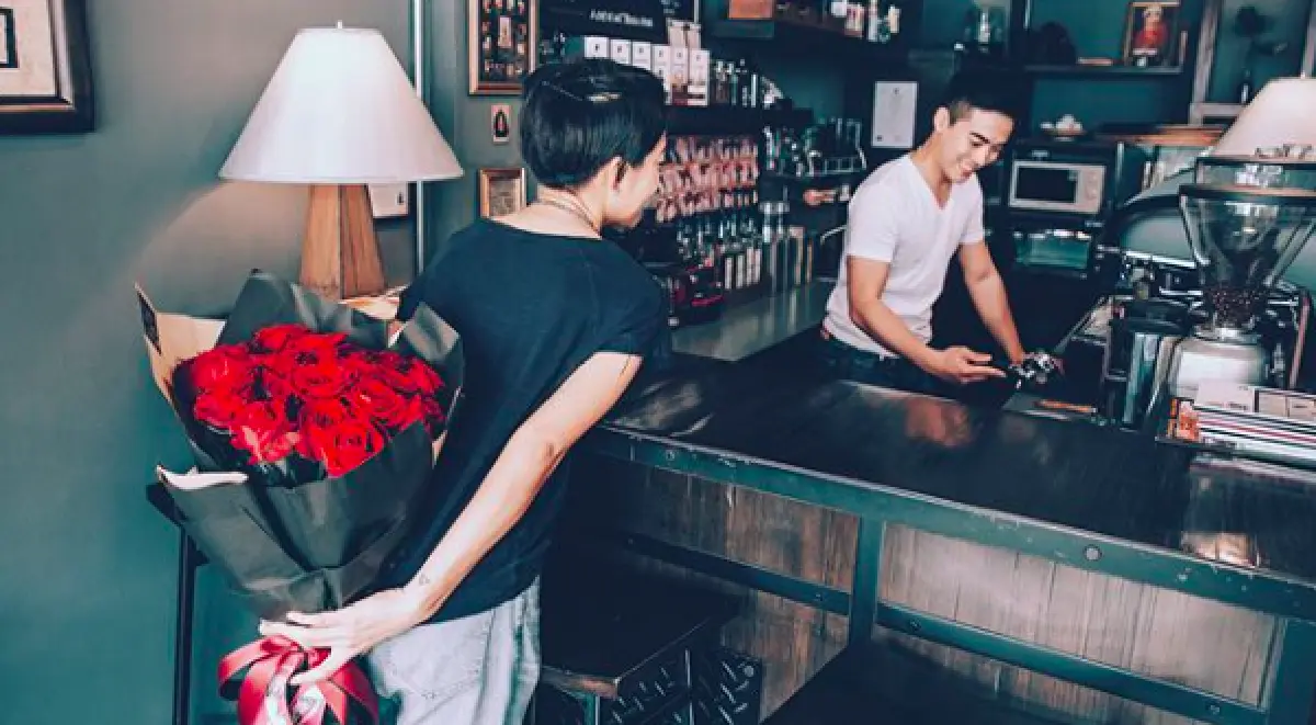 คนโสดตาย “สายป่าน” สุดหวานเซอร์ไพรส์ “วุฒิ” ต้อนรับวาเลนไทน์