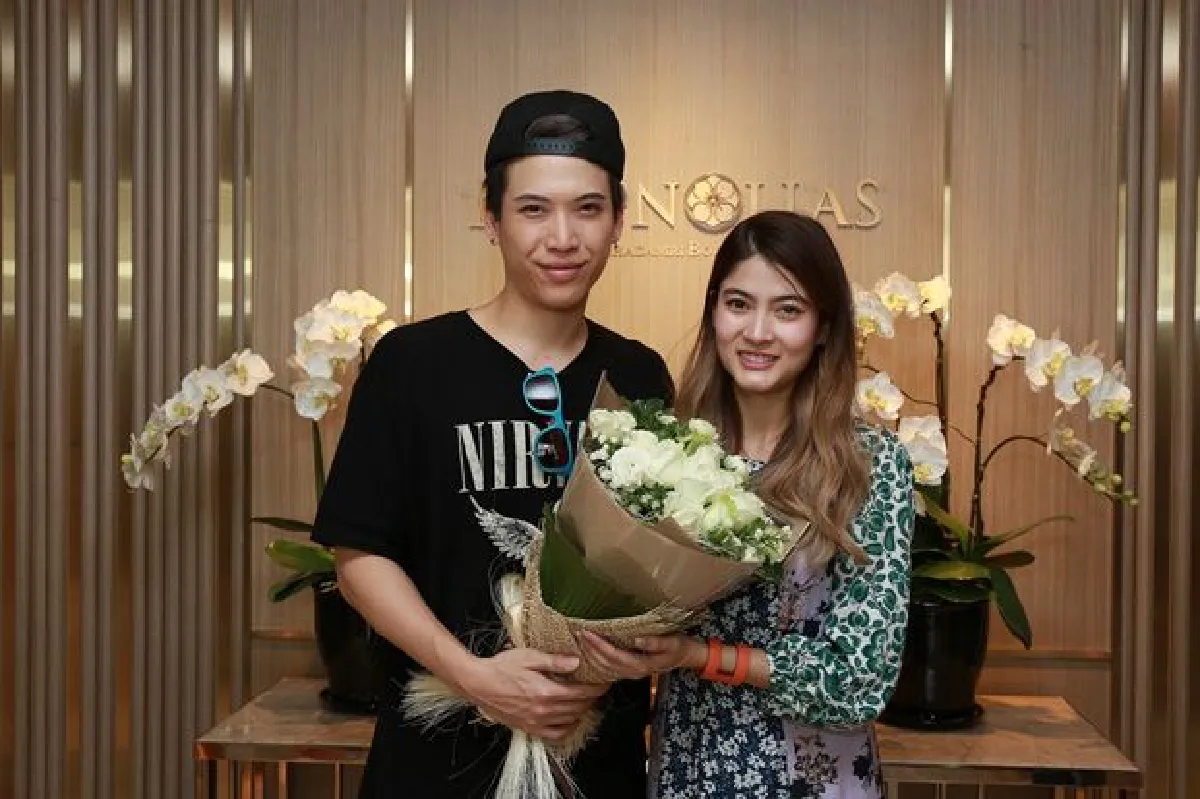 ป๊อกสุดสวีทมาร์กี้ รับวันวานเลนไทน์  ย้ายเข้าบ้านหลังใหม่ แมกโนเลียส์คอนโดซุปเปอร์ลักชัวรี่