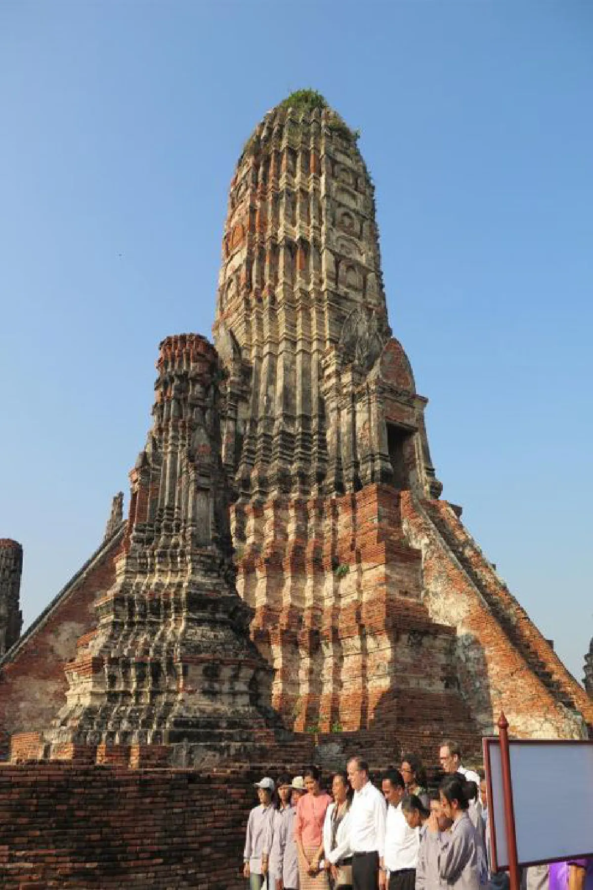U.S. มอบทุน ฟื้นฟูบูรณะ วัดไชยวัฒนาราม