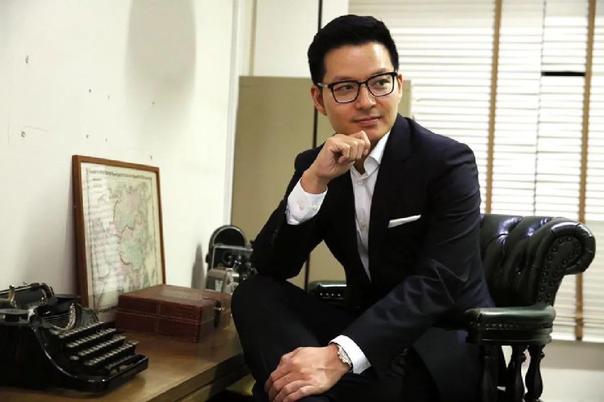 สำรวจโลกซีกขวา วราวุธ เจนธนากุล