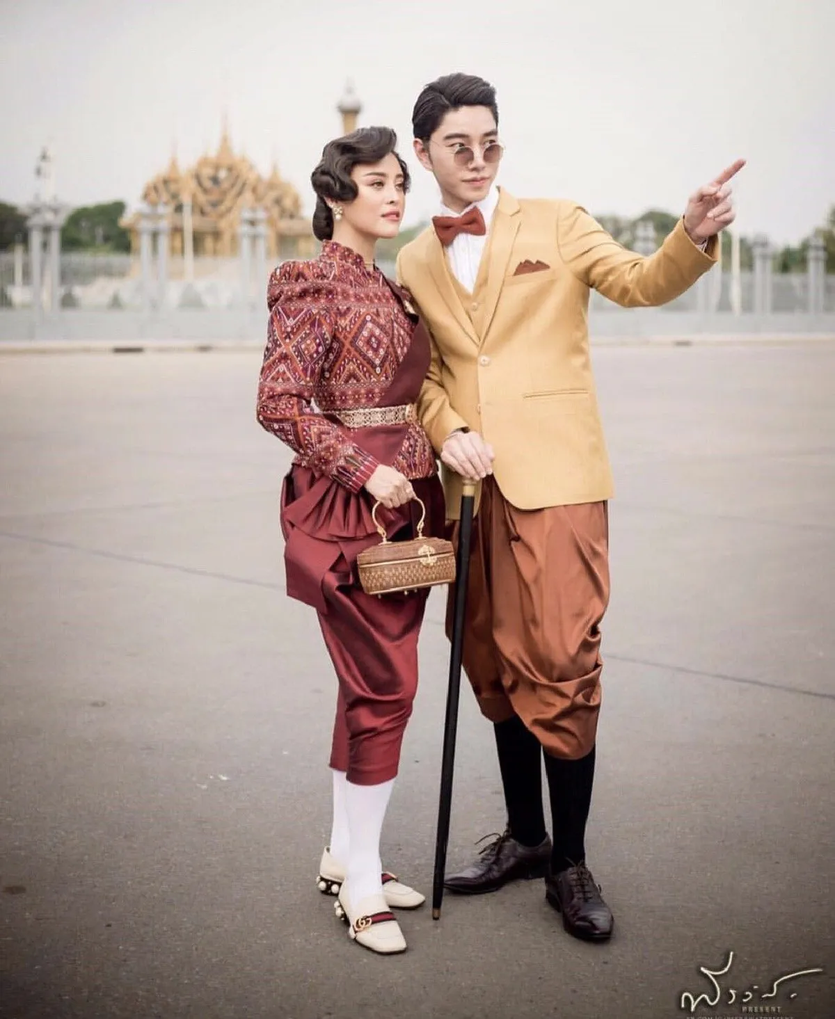 เทียบให้ดูจะๆ น้องฉัตร แต่งหญิงสวยเป๊ะนึกว่าฝาแฝด เมย์ พิชญ์นาฎ
