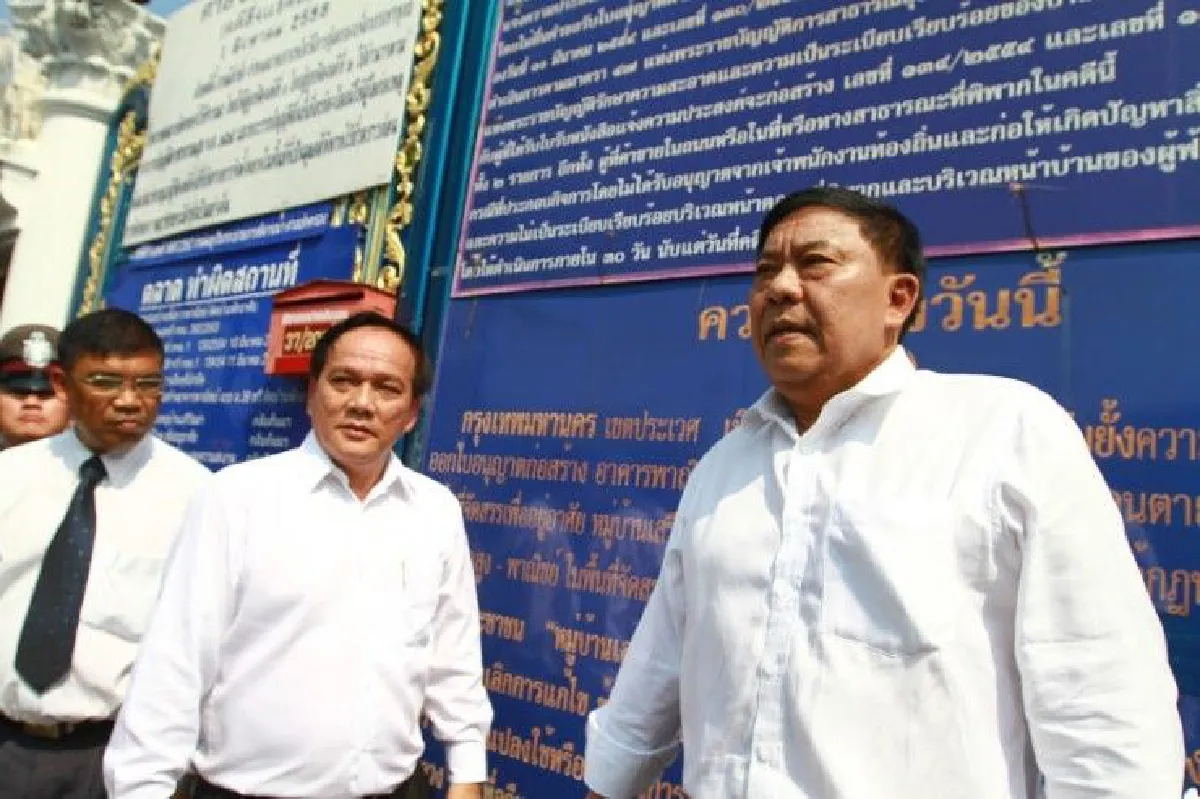 ทุกข์ชาวบ้าน! "ตลาดเถื่อน" เมื่อรัฐมีกฎหมาย เเต่กลับละเลยบังคับใช้