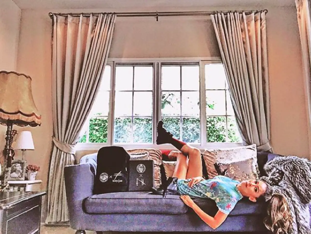 ตลกและรวยมาก ส่องบ้านสุดหรู "เป๊กกี้ ศรีธัญญา”