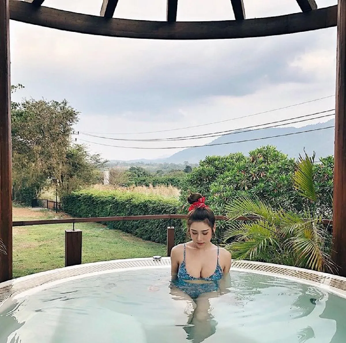 คู่รักรสแซ่บ! ปู แบล็คเฮด-น้องนุ๊กซี่ จัดเต็มความเซ็กซี่สะเทือนเขาใหญ่