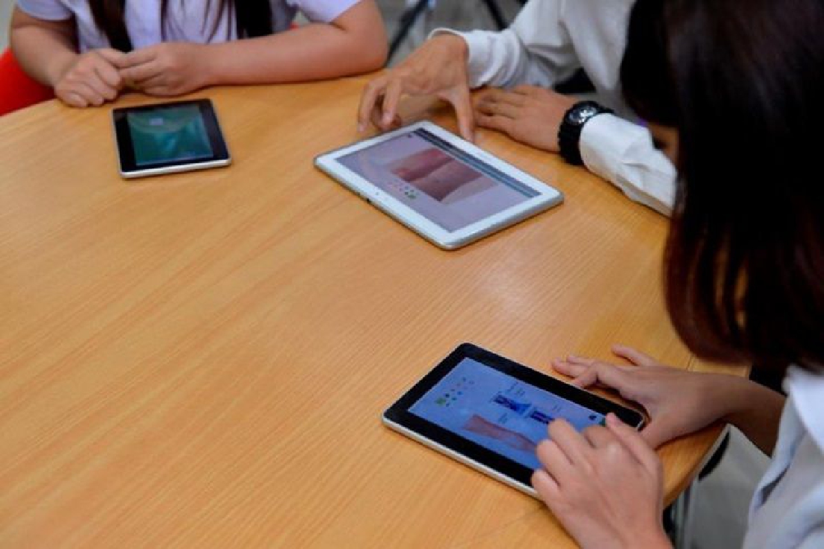 มืออาชีพดิจิทัลสดใส ทิศทางจ้างงานผู้บริหารระดับกลาง-สูงพุ่งรองรับประเทศไทย4.0 มืออาชีพดิจิทัลสดใส ทิศทางจ้างงานผู้บริหารระดับกลาง-สูงพุ่งรองรับประเทศไทย4.0