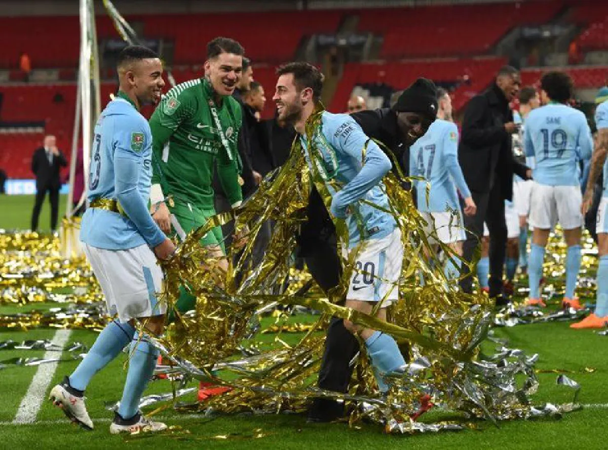 เปปมอบแชมป์คาราบาวคัพให้แฟน"เรือใบ"