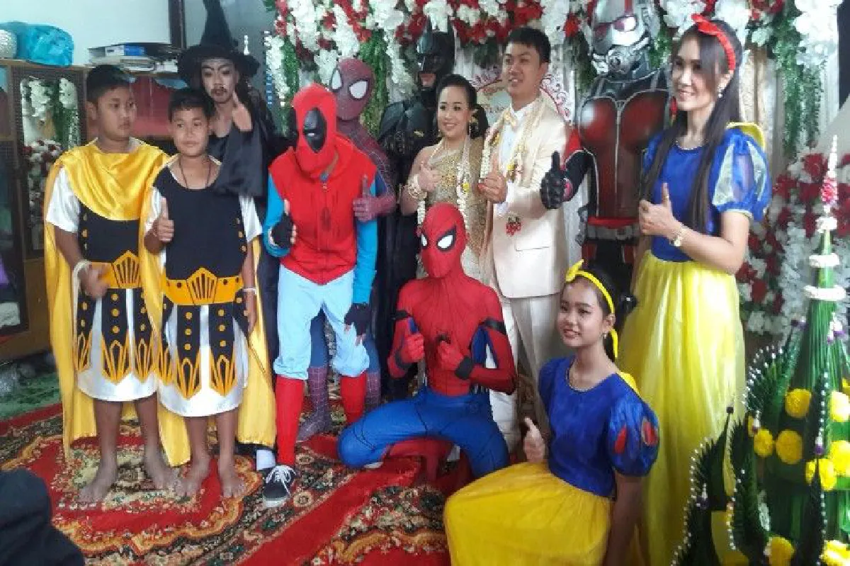 เจ้าบ่าวสายฮาแต่งพรีเดอร์เตอร์ พาเหล่าฮีโร่ไปขอสาว