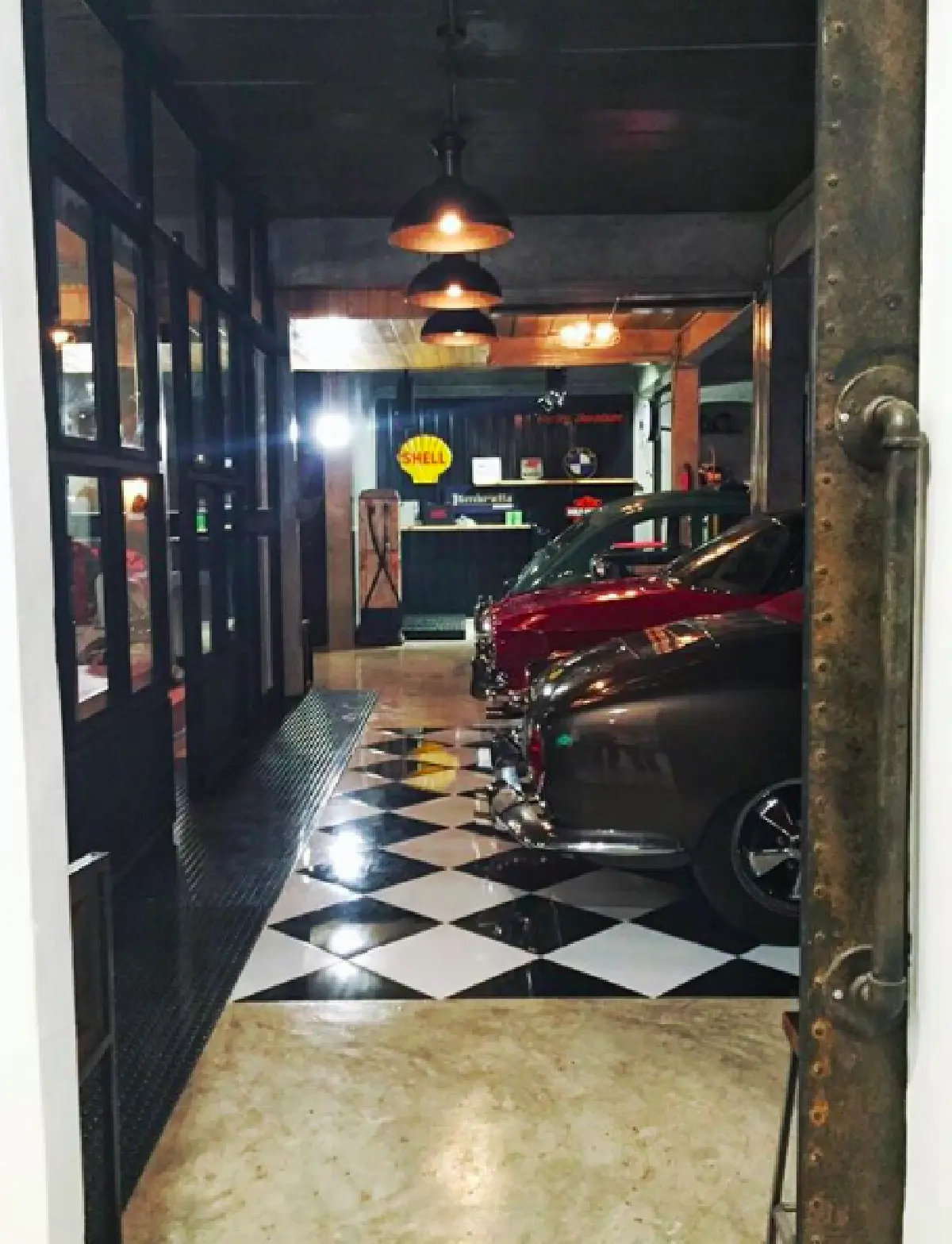 40 ภาพบ้านสุดคลาสสิกของ “กิก ดนัย” สไตล์อเมริกัน อินดัสเทรียล