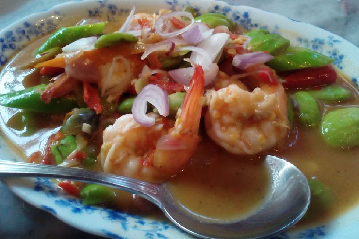 ร้านตู้กับข้าว ความอร่อยแห่งไข่มุกอันดามัน ร้านตู้กับข้าว ความอร่อยแห่งไข่มุกอันดามัน