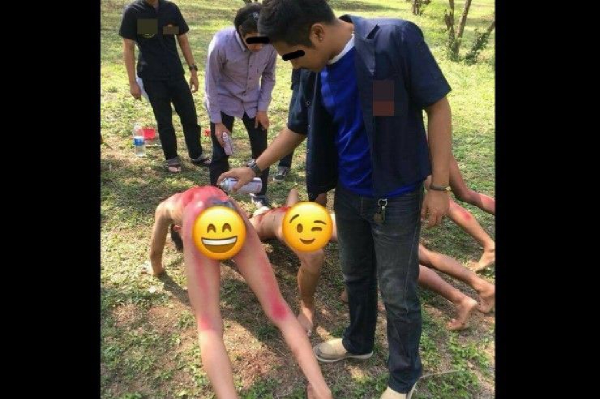 "แอนตี้โซตัส" เผยภาพรับน้องสุดเถื่อน-จับแก้ผ้าใช้สีสเปรย์พ่นทั่วร่าง "แอนตี้โซตัส" เผยภาพรับน้องสุดเถื่อน-จับแก้ผ้าใช้สีสเปรย์พ่นทั่วร่าง