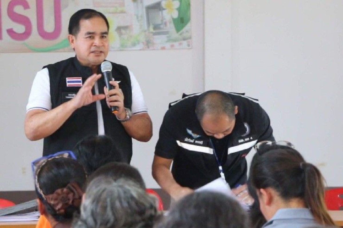 ป.ป.ท.พบขบวนการโกงเงินคนยากไร้อ้างชื่อ "อสม." ไปเบิกเงิน ป.ป.ท.พบขบวนการโกงเงินคนยากไร้อ้างชื่อ "อสม." ไปเบิกเงิน