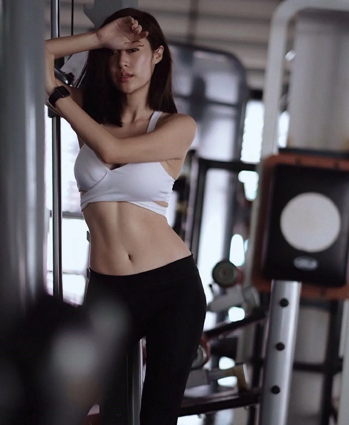 ซูมภาพ ยิปซี คีรติ สาวหมวยหุ่นดี เซ็กซี่ที่สุดในชุดออกกำลังกาย