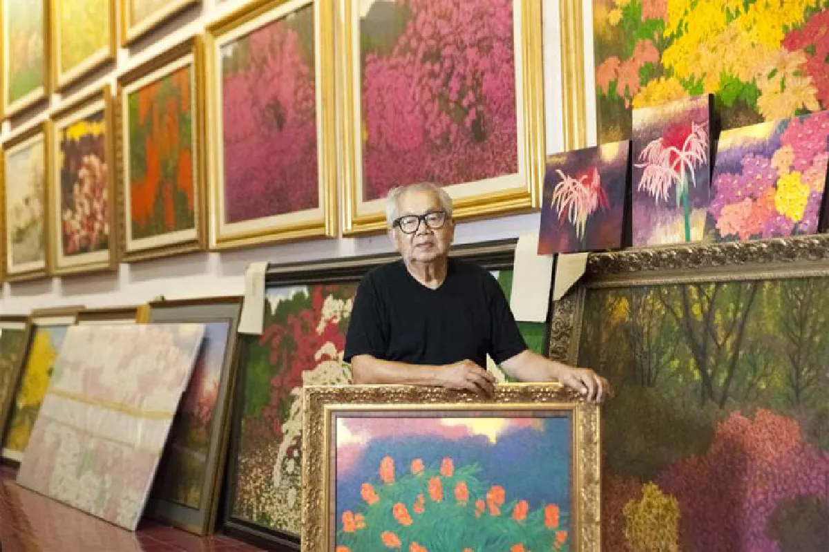 จรูญ บุญสวน เขียนภาพมอบความสุข