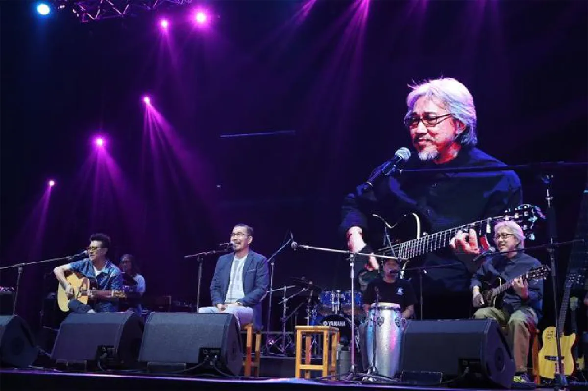 ‘วงดึกดำบรรพ์ บอยแบนด์’ ย้อนอดีตรำลึกความทรงจำ