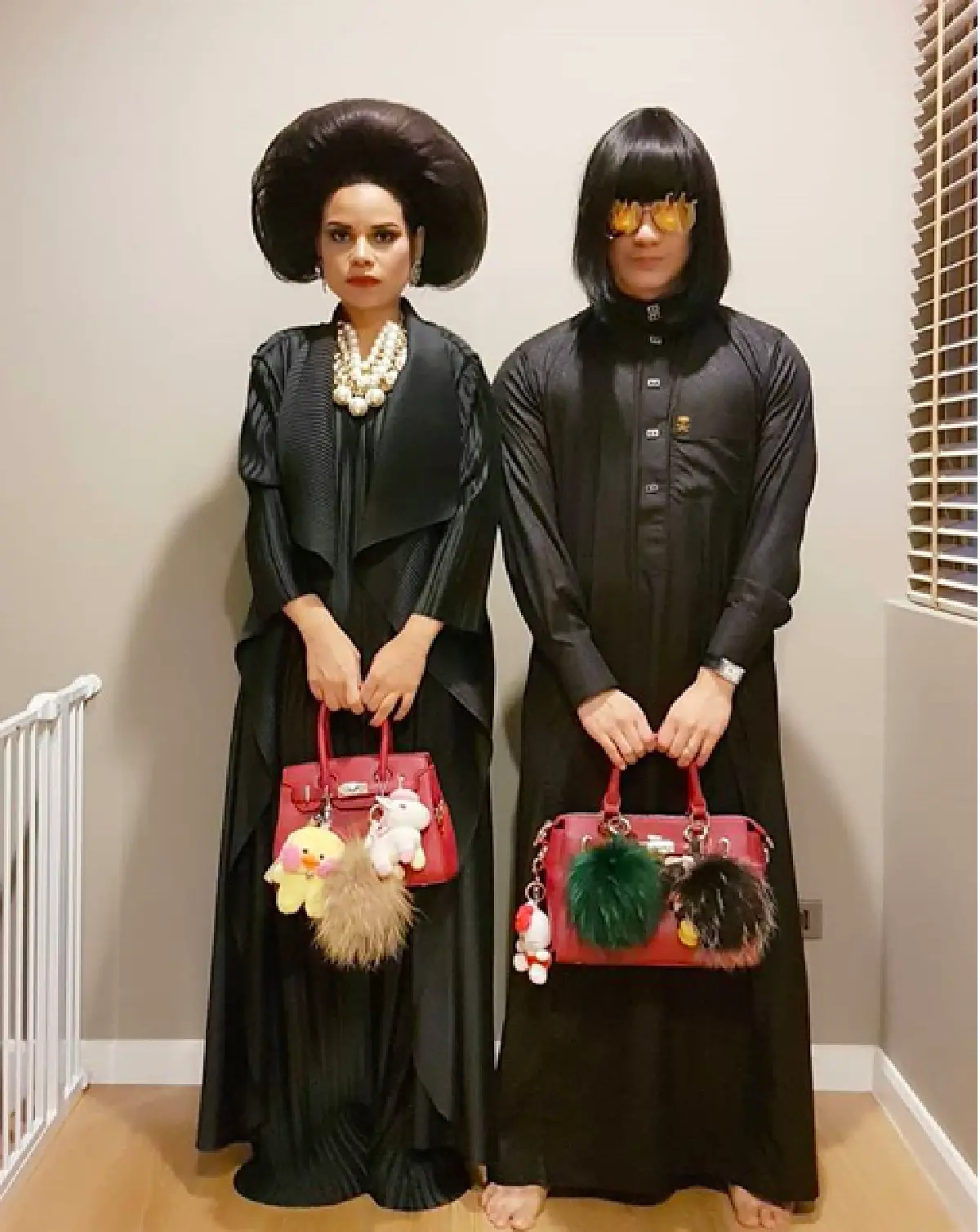 มิเรอร์เกรดเอ! “โอปอล์-หมอโอ๊ค ” แต่งตัวเลียนแบบไฮโซคนดัง จนเจ้าตัวเอ่ยปากชม