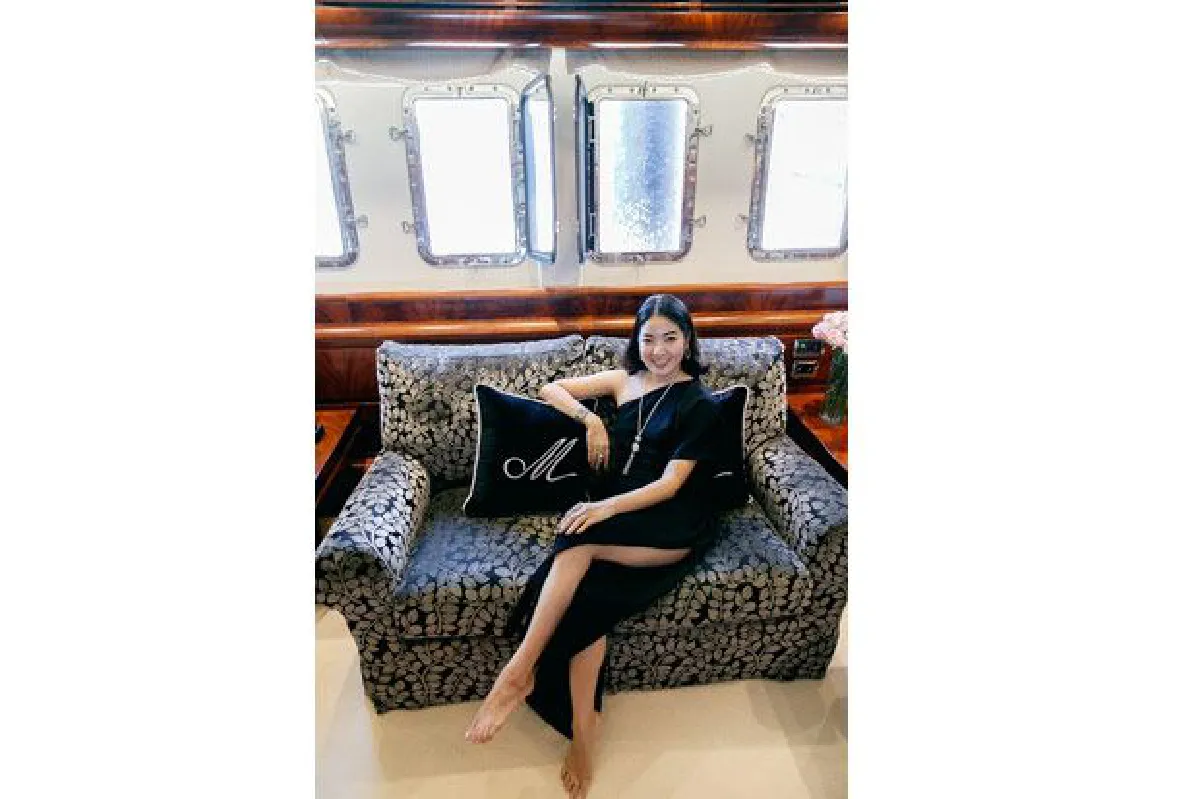 มาธาร่า จับมือ บลู โวยาจ รังสรรค์ประสบการณ์สุดเอ็กซ์คลูซีฟกลางทะเลภูเก็ต พาล่องเรือซูเปอร์ยอร์ชสุดหรู ชมเครื่องประดับมุกชิ้นพิเศษ