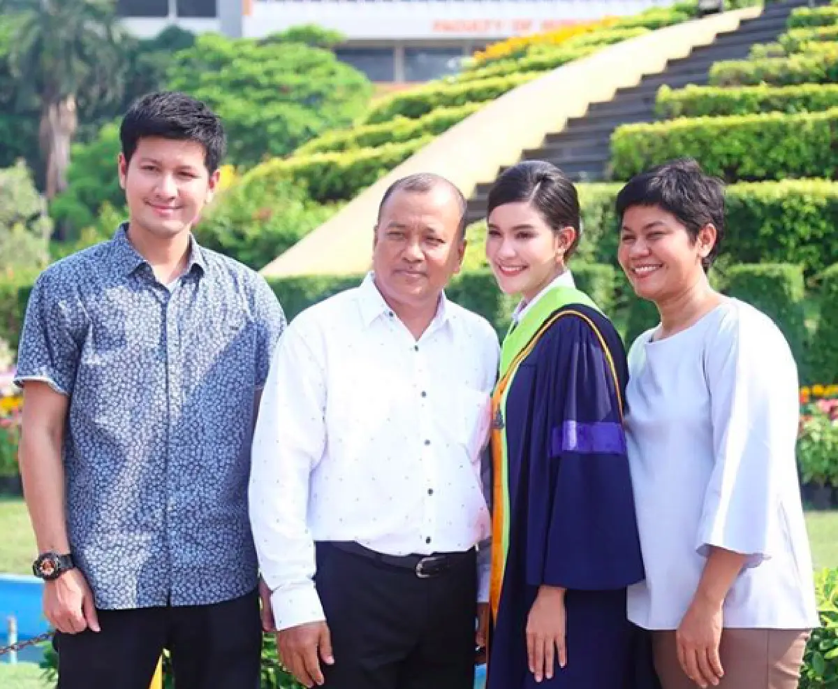 สุดภูมิใจ “เปา เปาวลี” เรียนจบแล้ว หลังทำงานและเรียนไปพร้อมกัน