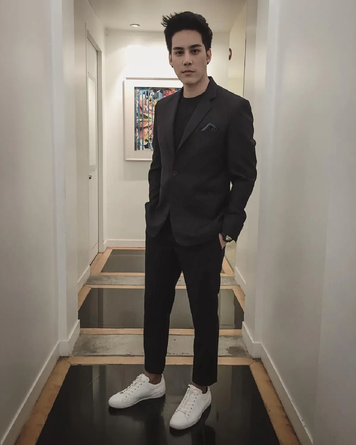 เปิดวาร์ป เอิร์ธ วิศววิท ผู้รับบท หลวงศรียศ หล่อเข้มงานดีมีซิกแพคเจ้าค่ะ