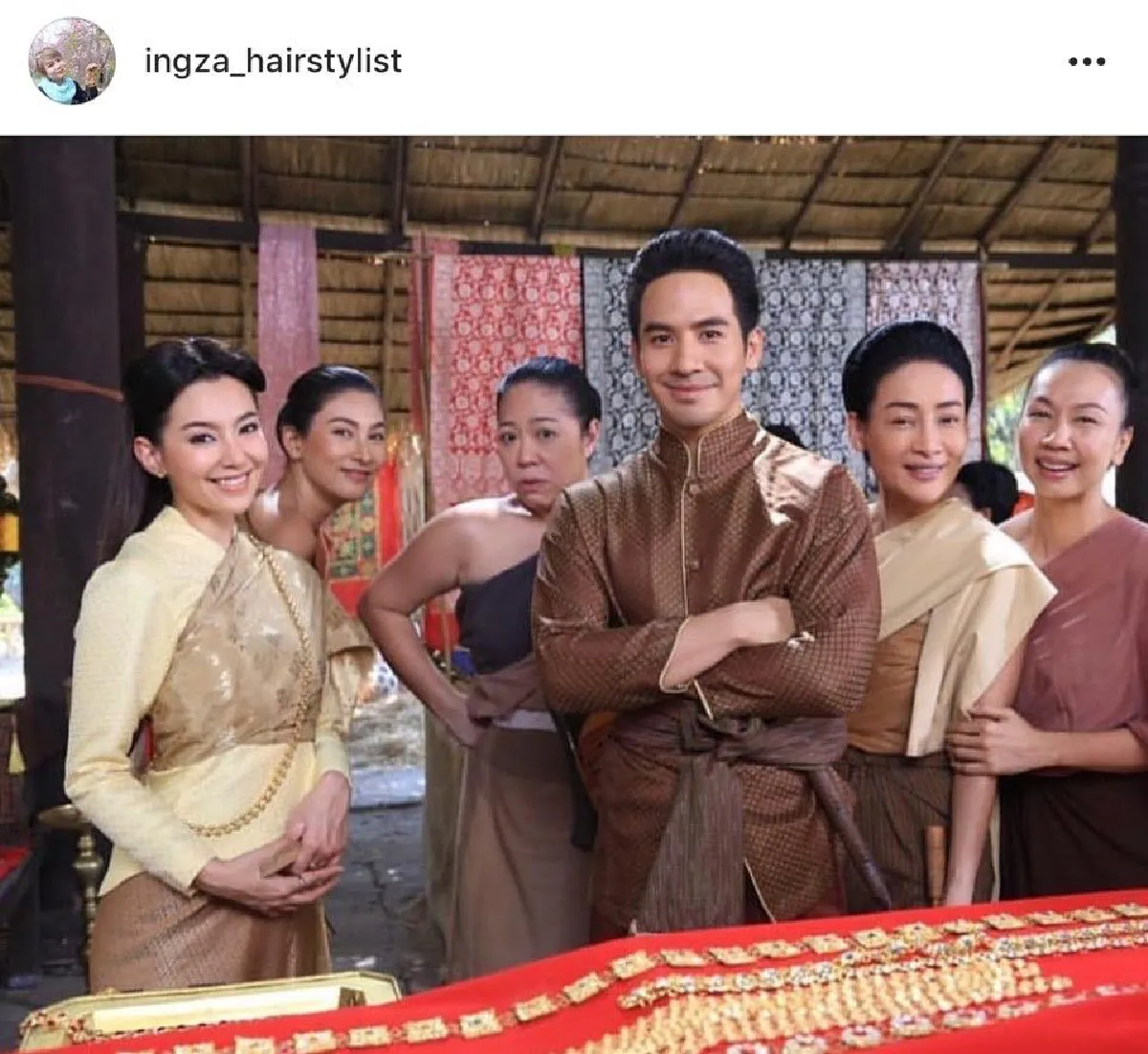 ไม่ได้สนุกแค่เบื้องหน้า! รวมภาพเบื้องหลังกองละคร “บุพเพสันนิวาส”