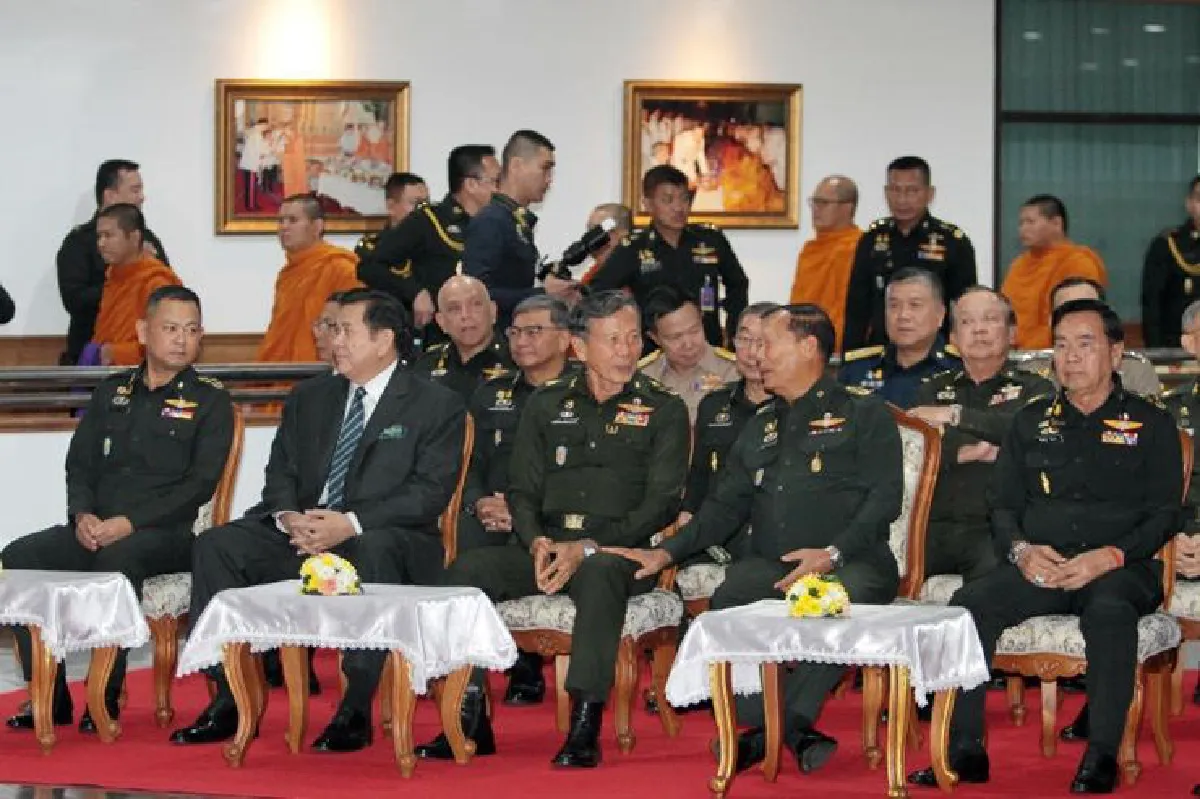 "ผบ.ทหารสูงสุด"ไม่ยุ่งเลือกตั้งปล่อยเป็นเรื่องการเมือง