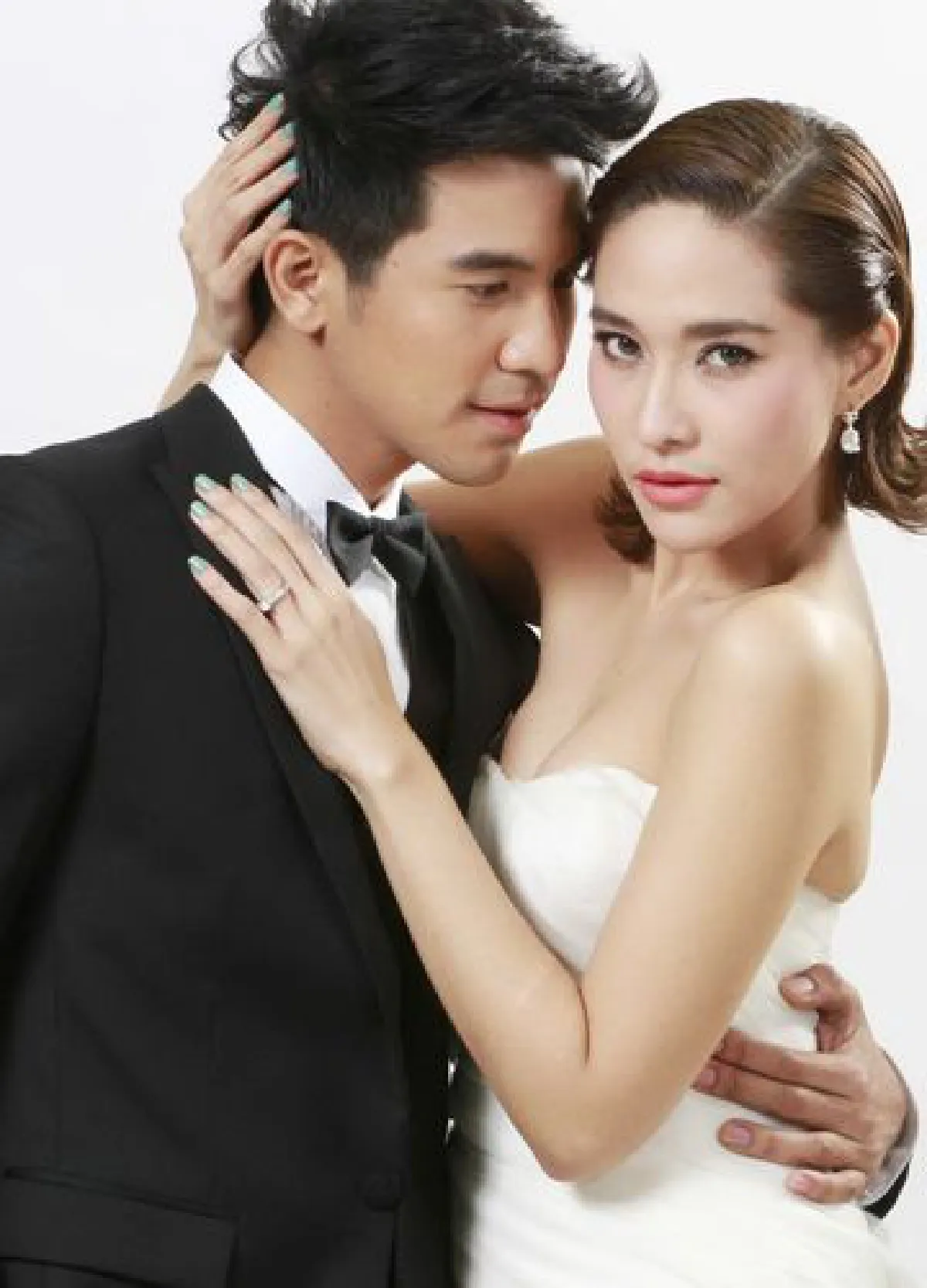 รวมนางเอกสาวของ พี่หมื่นโป๊ป พระเอกฮอตเคมีสาธารณะชวนฟินทุกเรื่อง