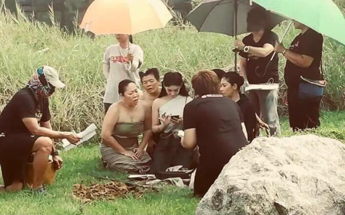 เหล่าออเจ้าลุ้นหนัก! “บุพเพสันนิวาส” ถ่ายฉากลับเพิ่ม