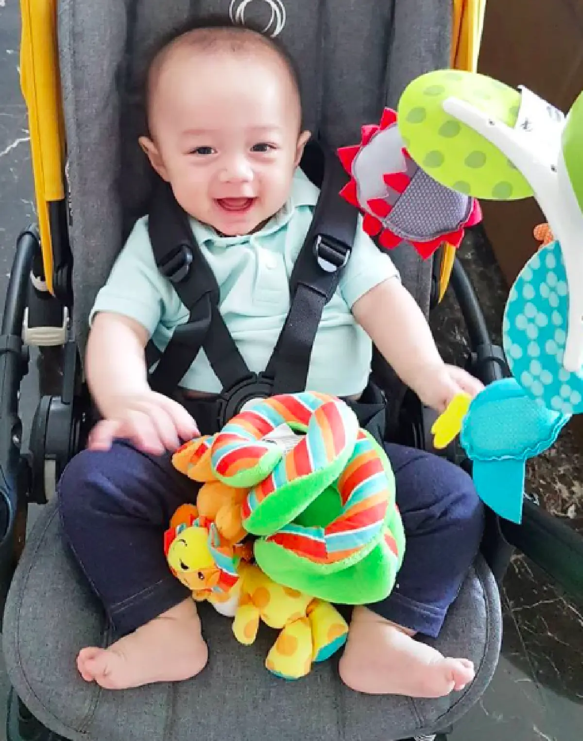 ส่องพัฒนาการความน่ารัก “สายฟ้า-พายุ” ที่เริ่มฉายแววซุป'ตาร์กันแล้ว