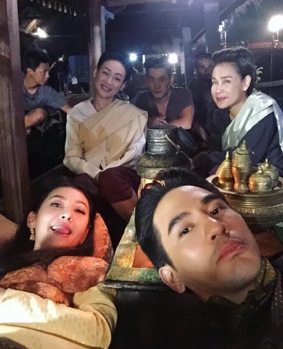 เคมีทะลักล้นจอ! กับภาพเบื้องหลังของ "พี่หมื่น-แม่หญิง” เห็นแล้วต้องยิ้มไปตามๆ กัน
