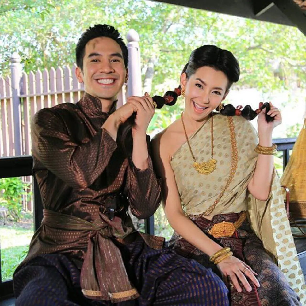 เคมีทะลักล้นจอ! กับภาพเบื้องหลังของ "พี่หมื่น-แม่หญิง” เห็นแล้วต้องยิ้มไปตามๆ กัน