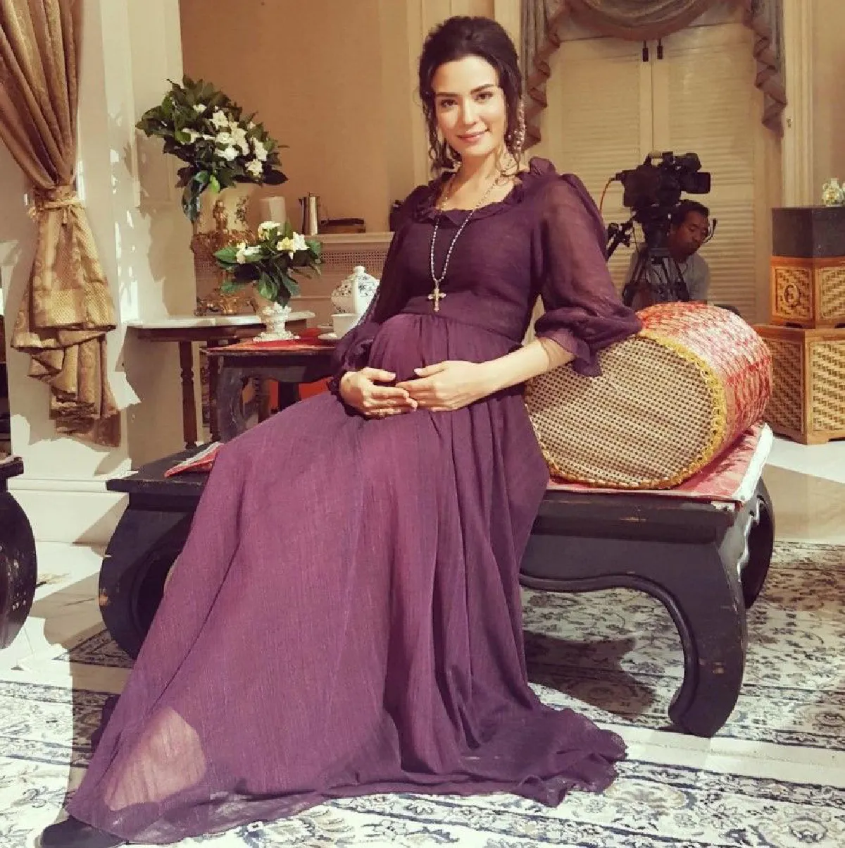 แอบดูลูกชายทั้ง 2 ของ “ท้าวทองกีบม้า" และ “ฟอลคอน”