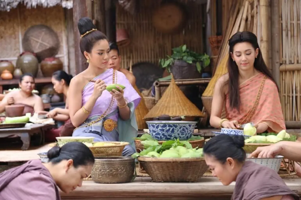 เป็นทุกอย่างให้แล้ว! "แม่หญิงการะเกด” เป็นตั้งแต่ “หลานออกญา" ยัน "คนตรวจลูกน้ำยุงลาย"