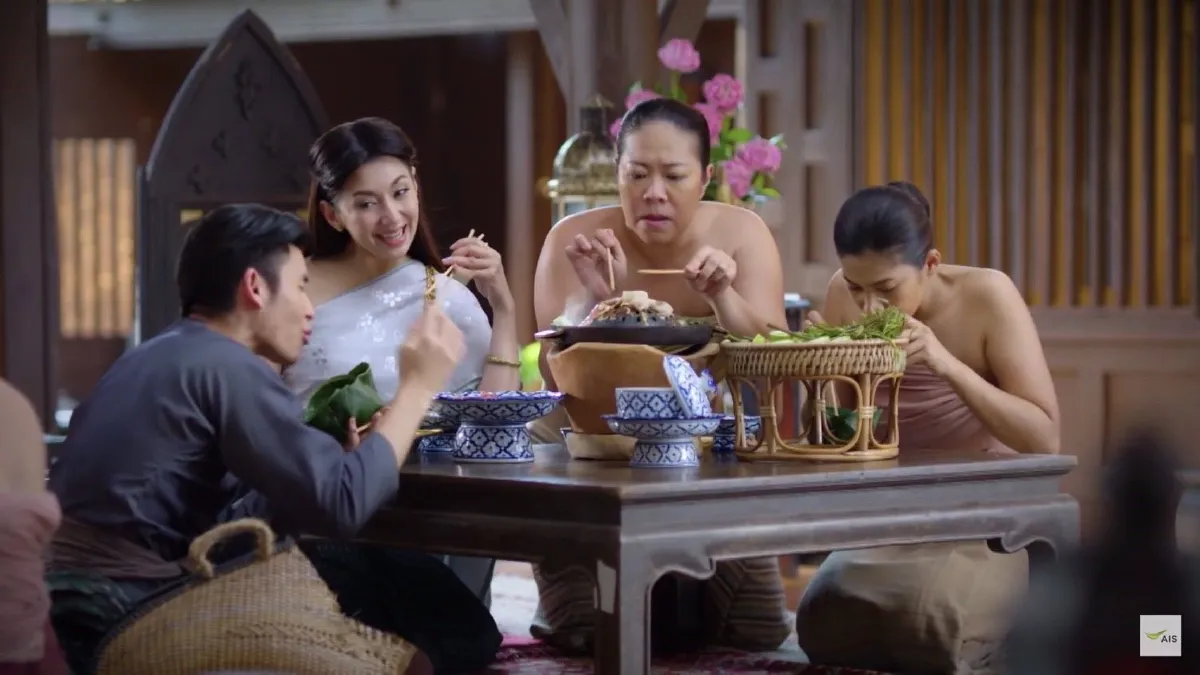 ฉากนี้ไม่มีในละคร! แม่หญิงการะเกด ตั้งเตากินหมูกระทะฟินเฟ่อร์ทั้งอโยธยา