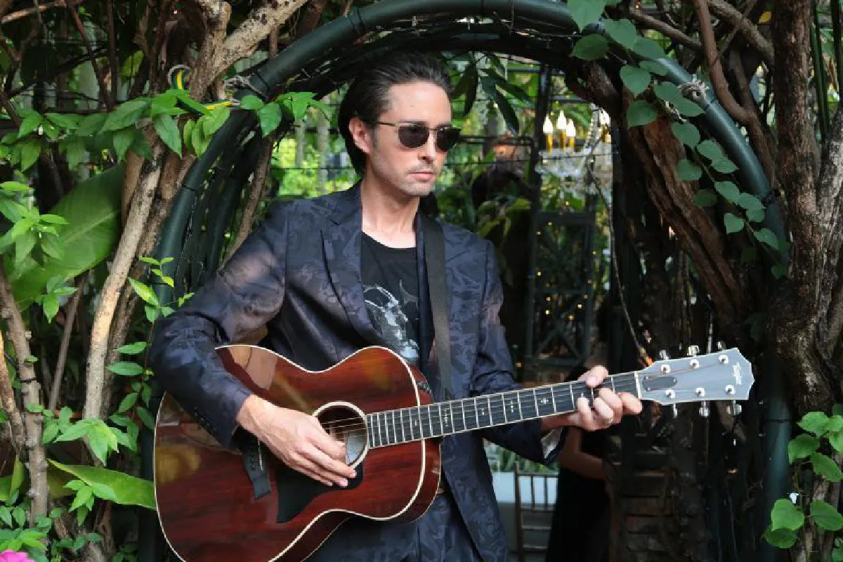 “ฮิวโก้-ฮาน่า” เปิดวังจักรพงษ์ ฉลองครบรอบแต่งงาน 9 ปี สุดอลังการ