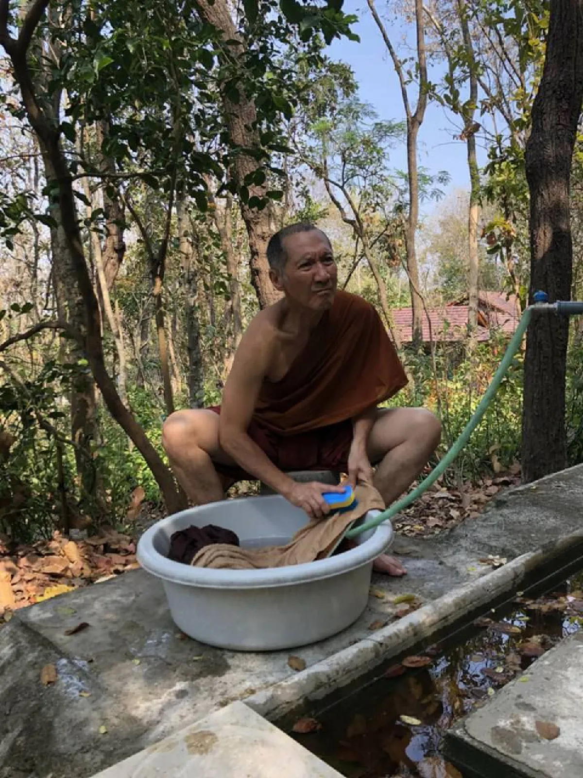 เผยภาพ "ประดิษฐ์ ภัทรประสิทธิ์" ทิ้งทางโลกออกบวช