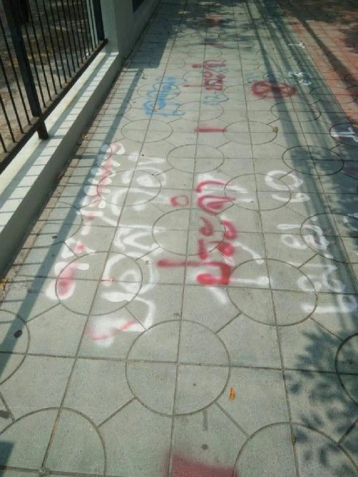 "นายกฯตุ้ย" โพสต์ประจานพวกไร้สำนึก จองพื้นที่ขายของวันไหลบางแสน