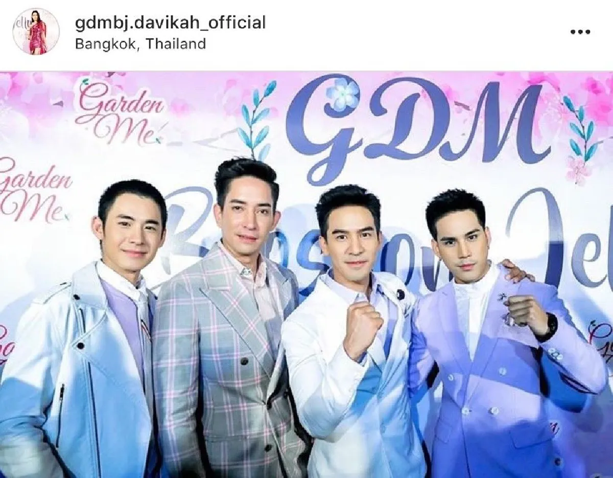 หล่อเป็นปัญหา! เมื่อหนุ่มๆ  "อยุธยาคิ้วท์บอย" ถ่ายภาพด้วยกัน ทำให้สาวๆ เป็นปัญหาในการเลือก