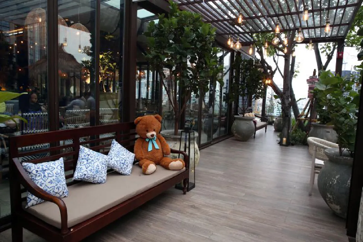 ดิ เอสเคป แบงค็อก พื้นที่ลับแห่งความสุข