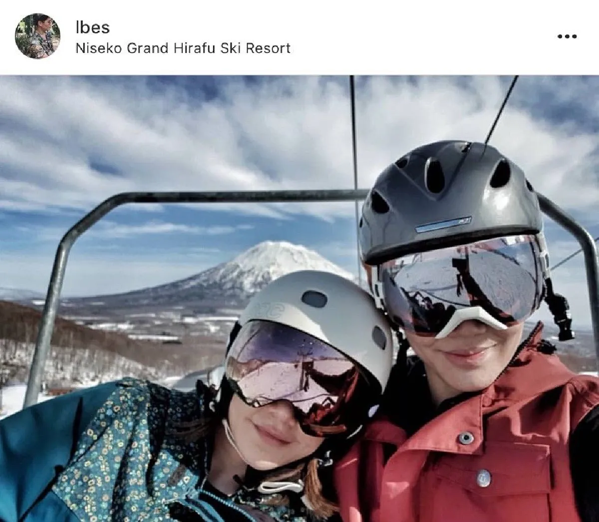 10 ภาพสุดหวาน “โมเม” และสาวหล่อหวานใจ