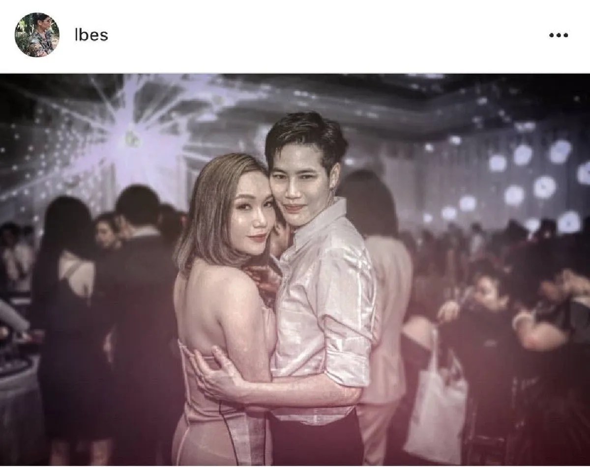 10 ภาพสุดหวาน “โมเม” และสาวหล่อหวานใจ