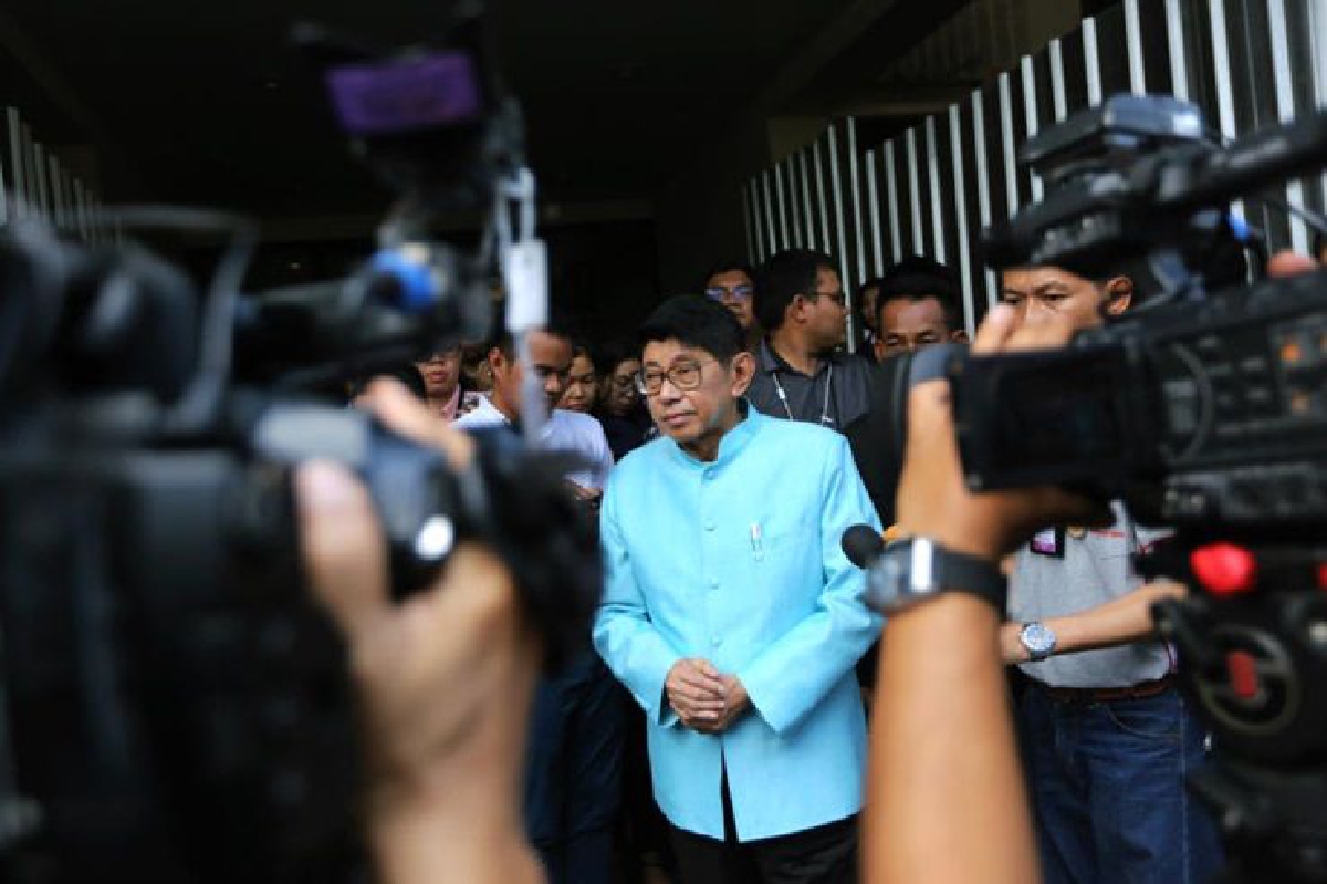 ร่างคำสั่งเตรียมปลดล็อกพรรค ร่างคำสั่งเตรียมปลดล็อกพรรค