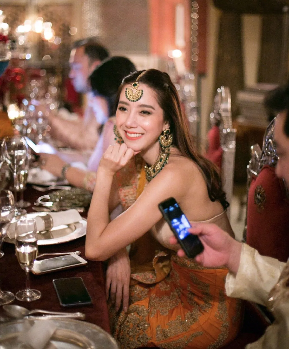 นึกว่าพรีเวดดิ้ง! ไอซ์-ไฮโซแม็กซ์ ควงคู่โชว์สวีทในทริปอินเดีย