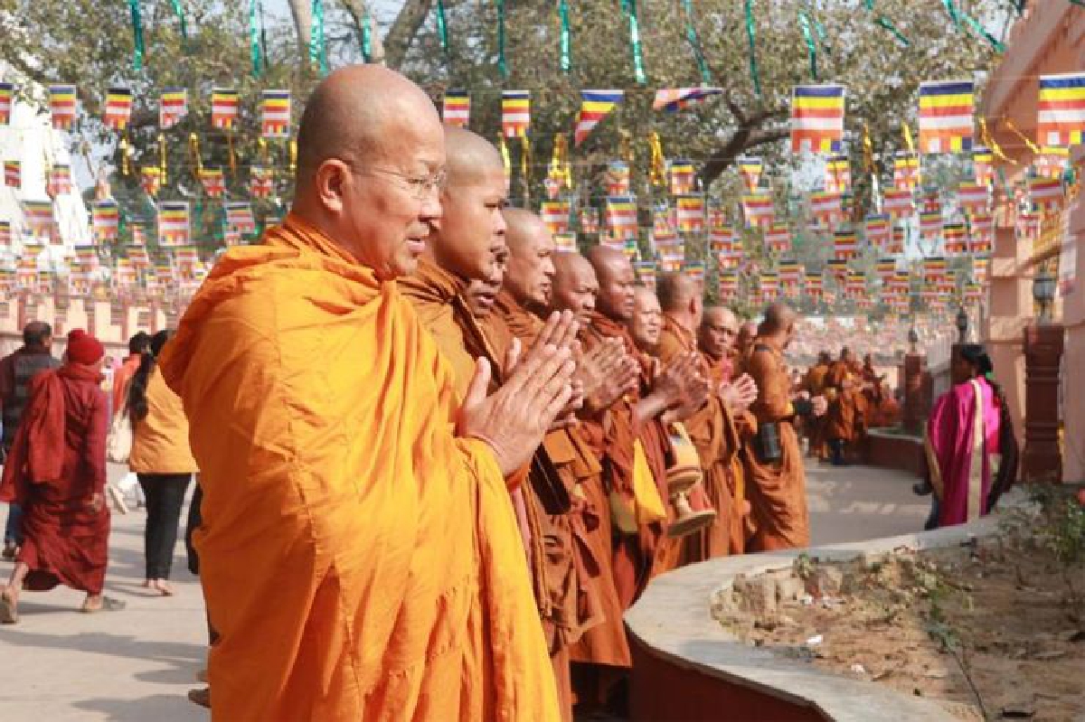 ธรรมยาตรา ยังคงงดงามเสมอ ธรรมยาตรา ยังคงงดงามเสมอ