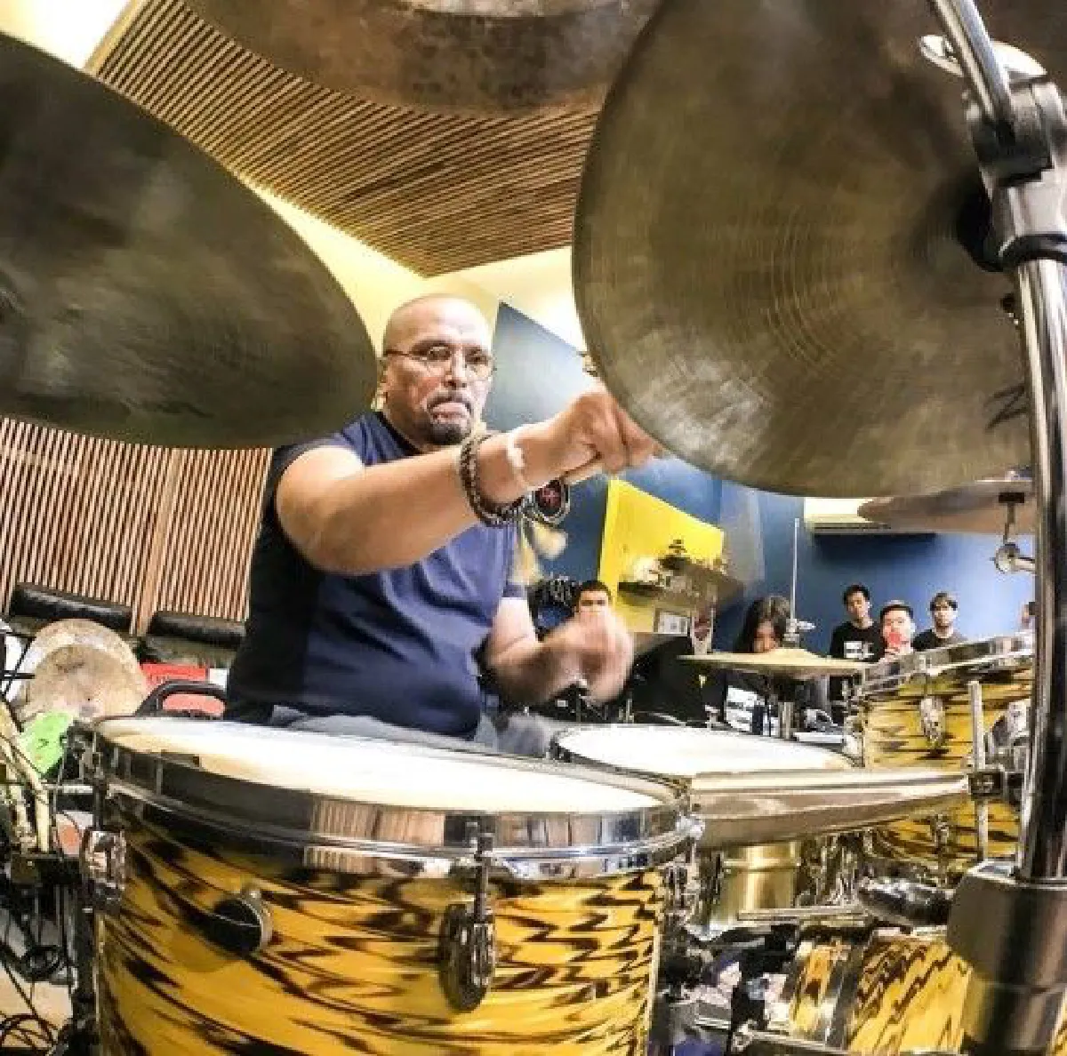 "เล็ก ทีโบน" สวนโต ซิลลี่ ฟูลส์ ดนตรีไม่ได้ทำให้ใครตกต่ำ