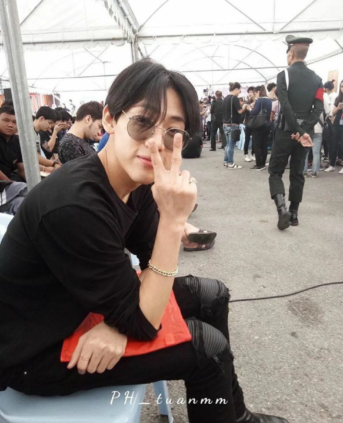 คนสมัครเต็ม! แฟนคลับเฮลั่น แบมแบม GOT7 อดเป็นทหาร