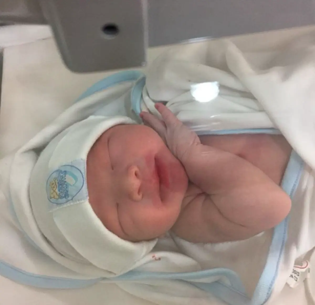 คลอดแล้ว! “น้องดาวิน” ลูกชายคนแรกของ "บอย โชคชัย”