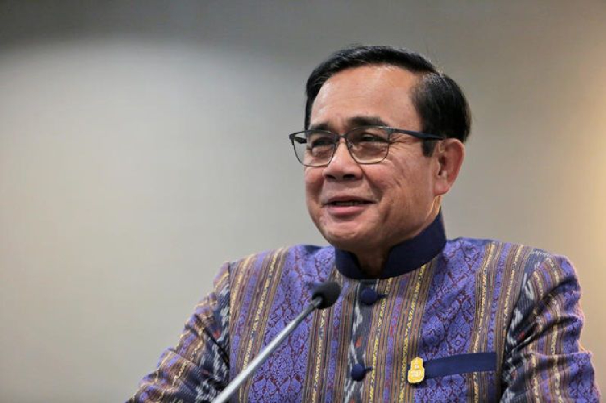 บิ๊กตู่นั่งพรรคใหม่รอเปิดตัวใกล้เลือกตั้ง บิ๊กตู่นั่งพรรคใหม่รอเปิดตัวใกล้เลือกตั้ง
