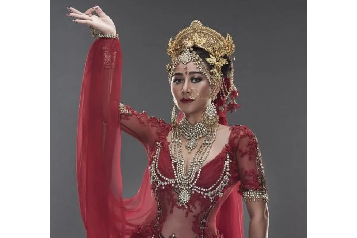 ลิเกธรรมะประวัติ 'อัมราปาลี' สืบสานศิลปะการแสดงพื้นบ้าน