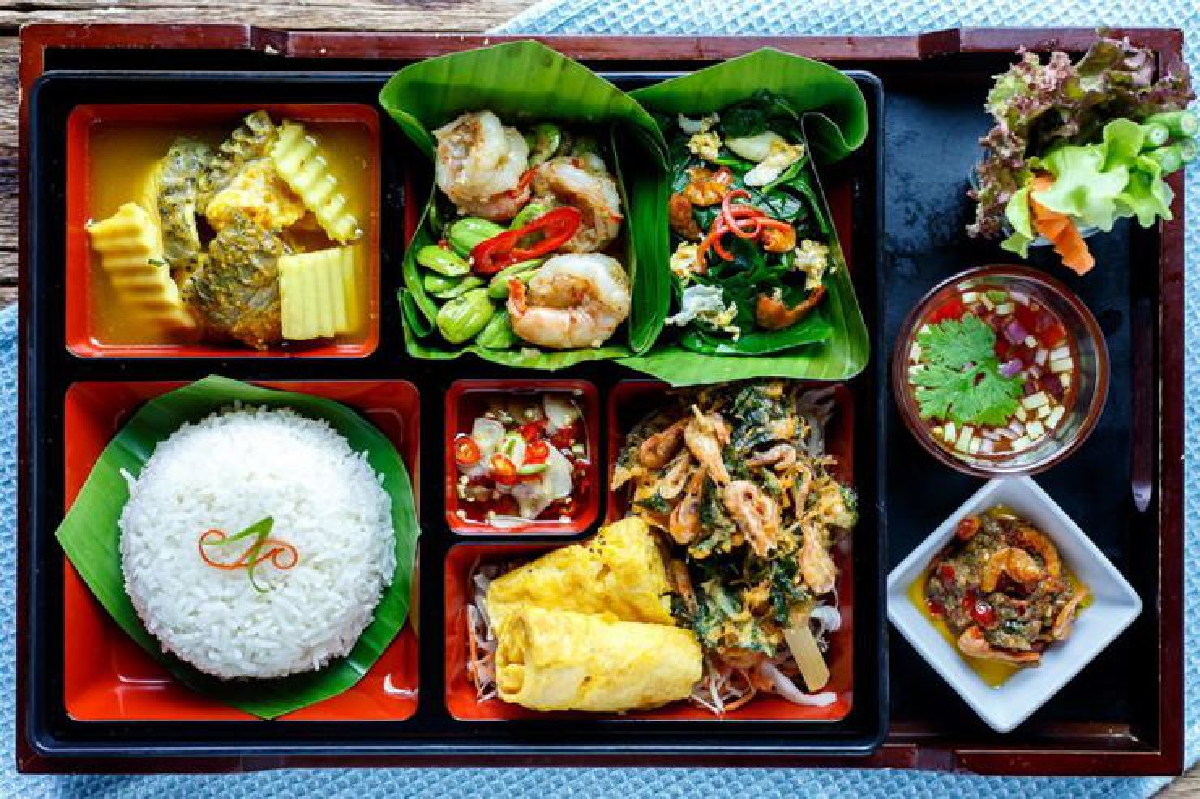 เบนโตะ ท่าเรือเพียร์ 88 เมนูรสเด็ดญี่ปุ่นผสมปักษ์ใต้ เบนโตะ ท่าเรือเพียร์ 88 เมนูรสเด็ดญี่ปุ่นผสมปักษ์ใต้